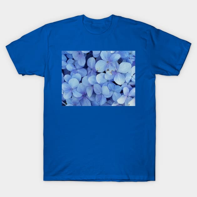 blue leafs flowers plant T-Shirt by NaniMc